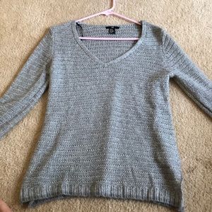 Grey sweater with long sleeves from h and m